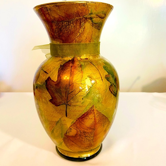 Decoupaged Fall Autumn Glass Vase Early ‘90s Leaves Large Vintage 11 x 6 Inches - Picture 5 of 10